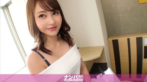 池袋最美素人S級美女，酒店軟核採訪，胸部苗條面部特寫