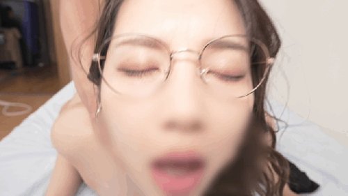 Gadis Jepang Setengah Creampie & Orgasme Mata Putih - FC2-2439227